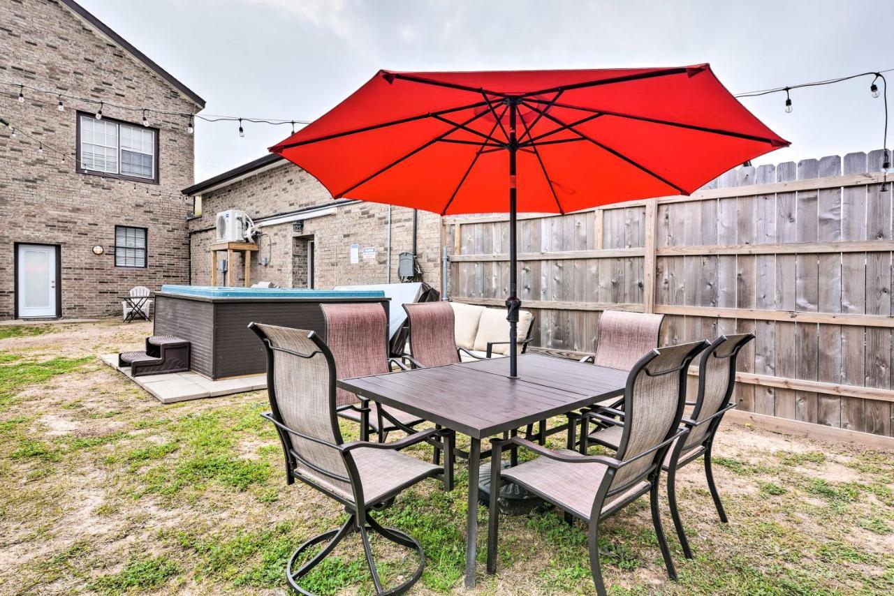 Beautiful Galveston Apt With Deck Less Than 3 Mi To Dtwn! Zewnętrze zdjęcie