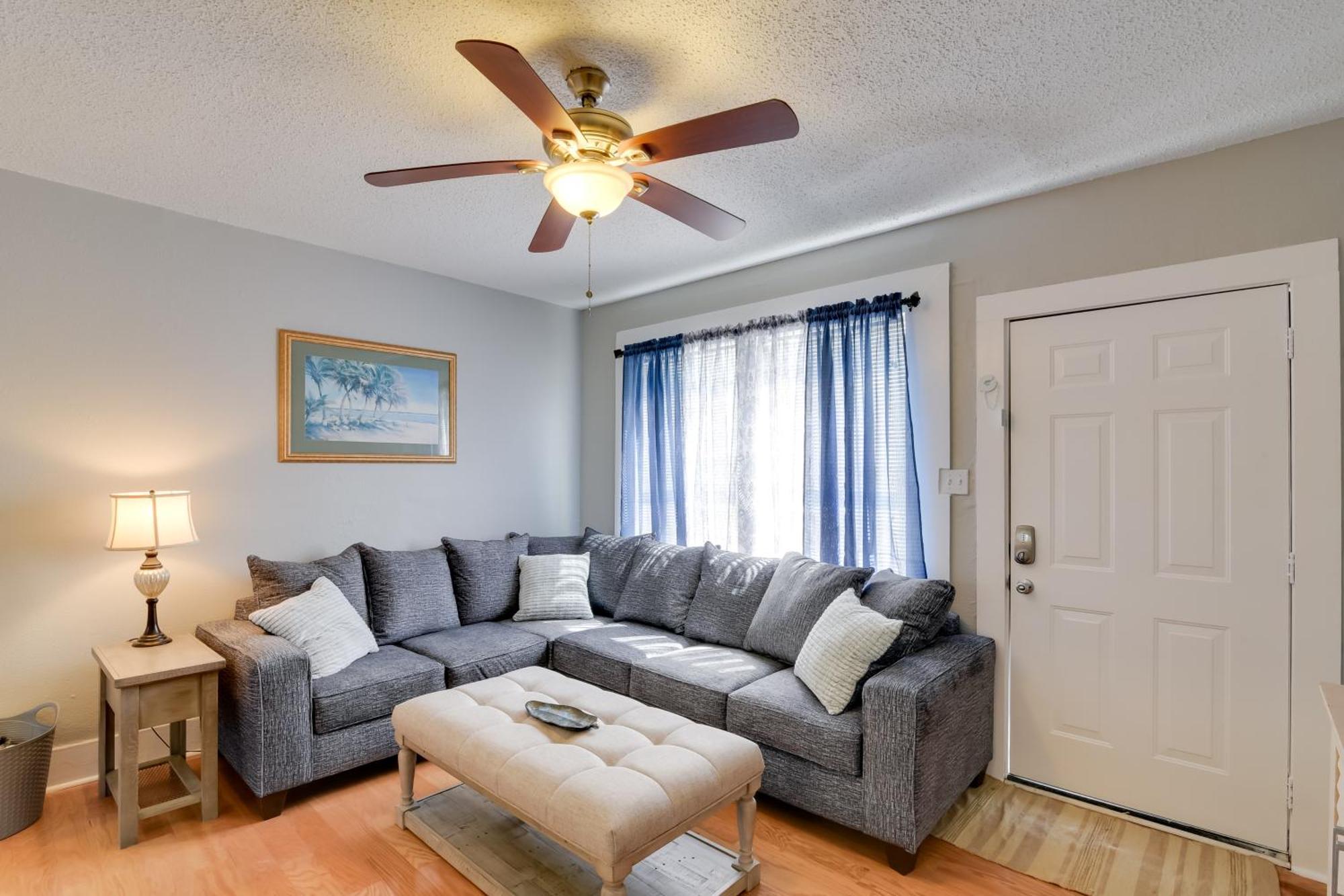 Beautiful Galveston Apt With Deck Less Than 3 Mi To Dtwn! Zewnętrze zdjęcie